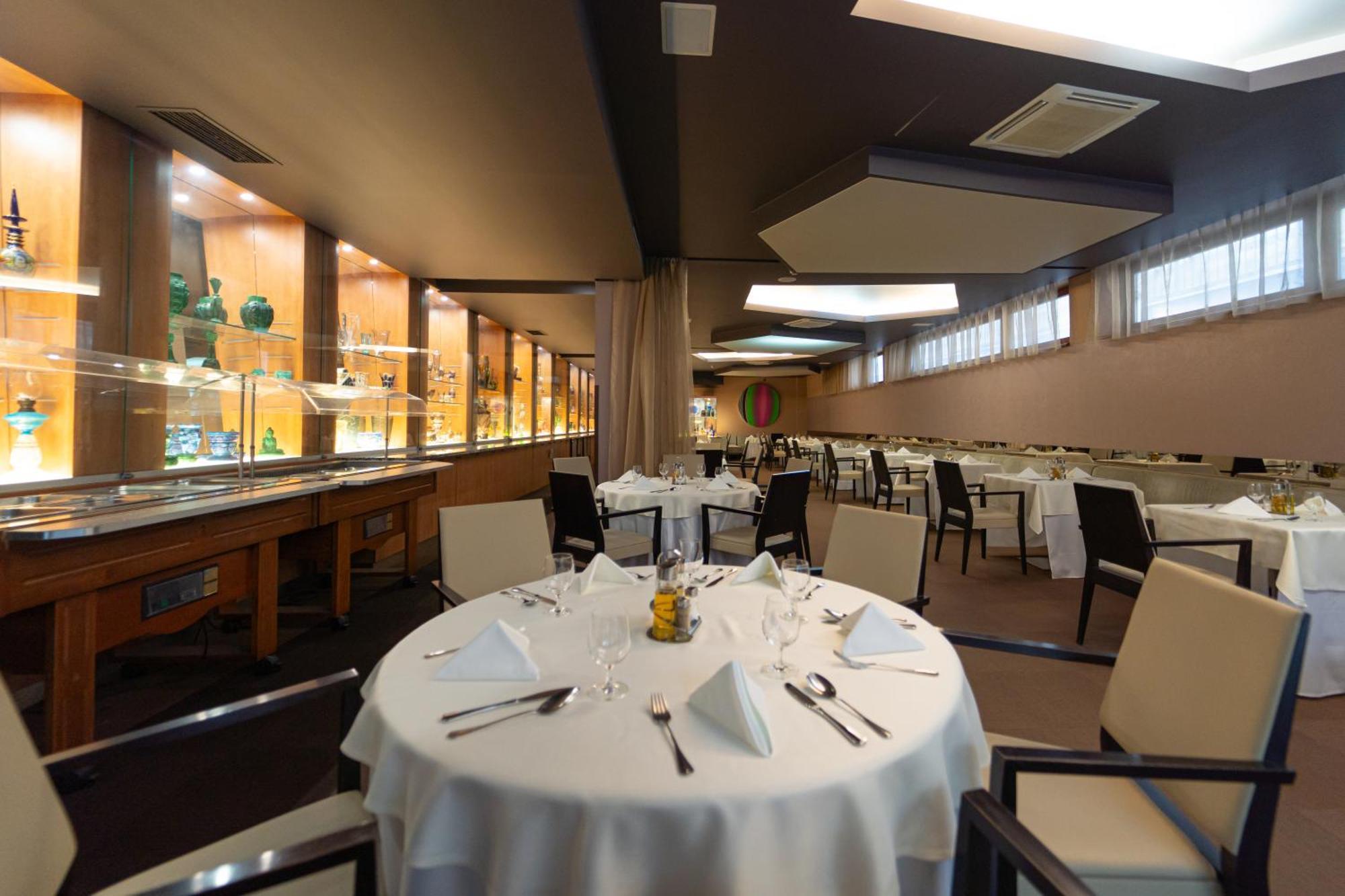 Boutique Hotel Zlaty Dukat Кошице Экстерьер фото