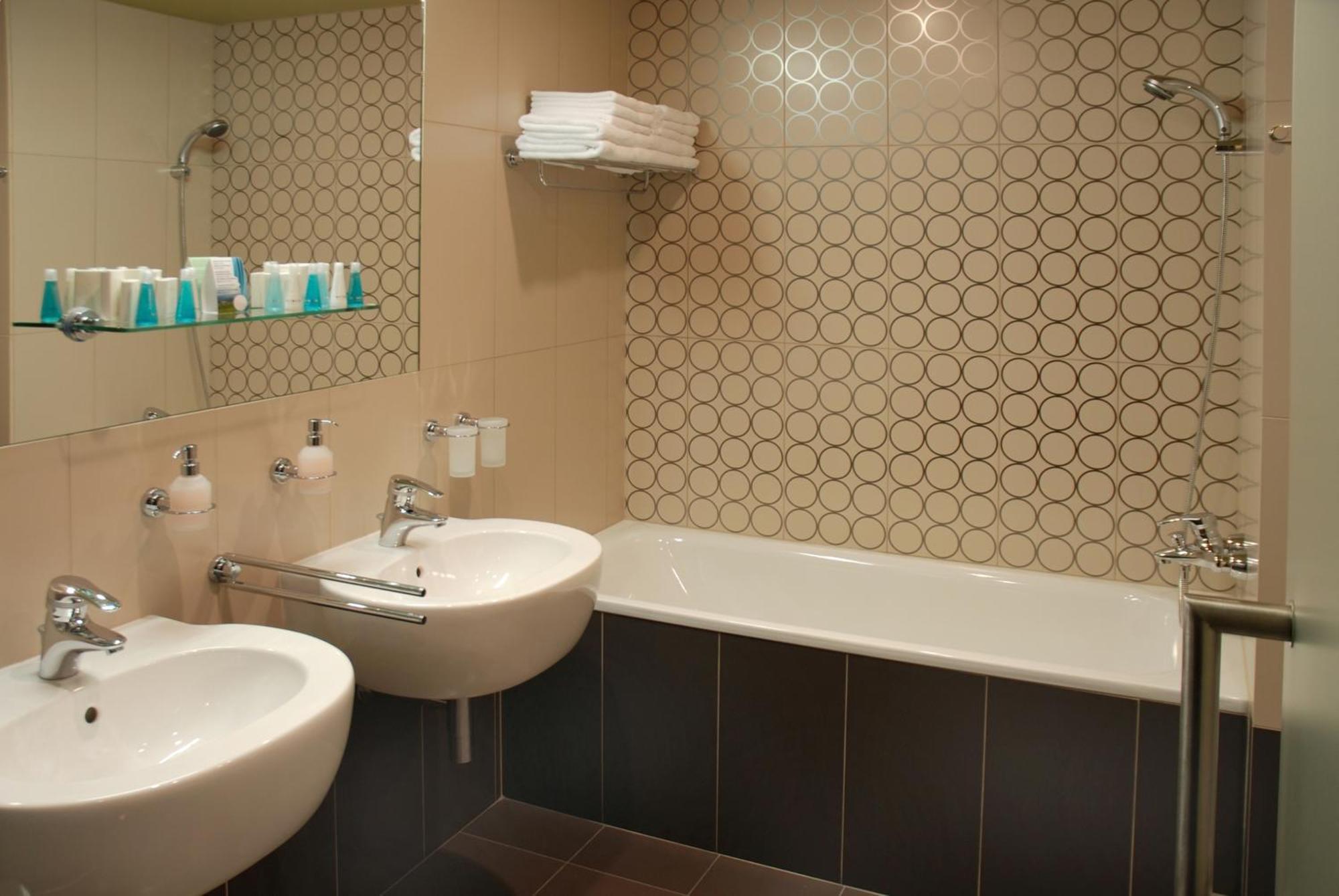 Boutique Hotel Zlaty Dukat Кошице Экстерьер фото