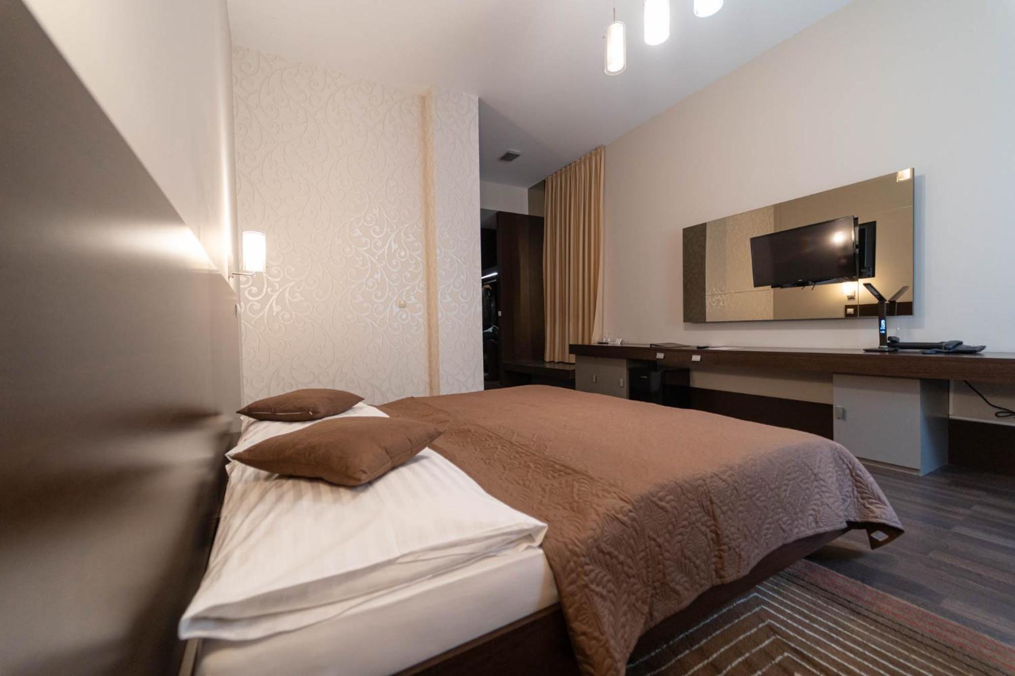 Boutique Hotel Zlaty Dukat Кошице Экстерьер фото