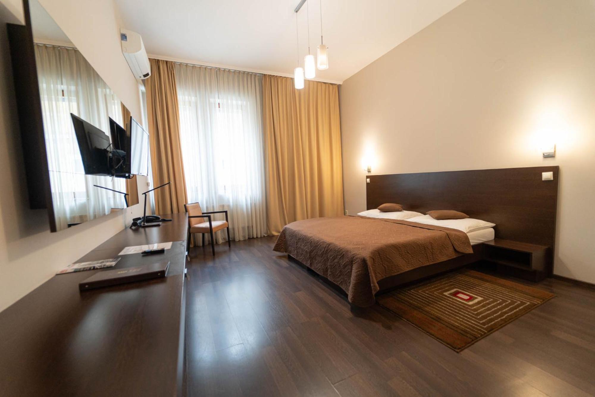Boutique Hotel Zlaty Dukat Кошице Экстерьер фото