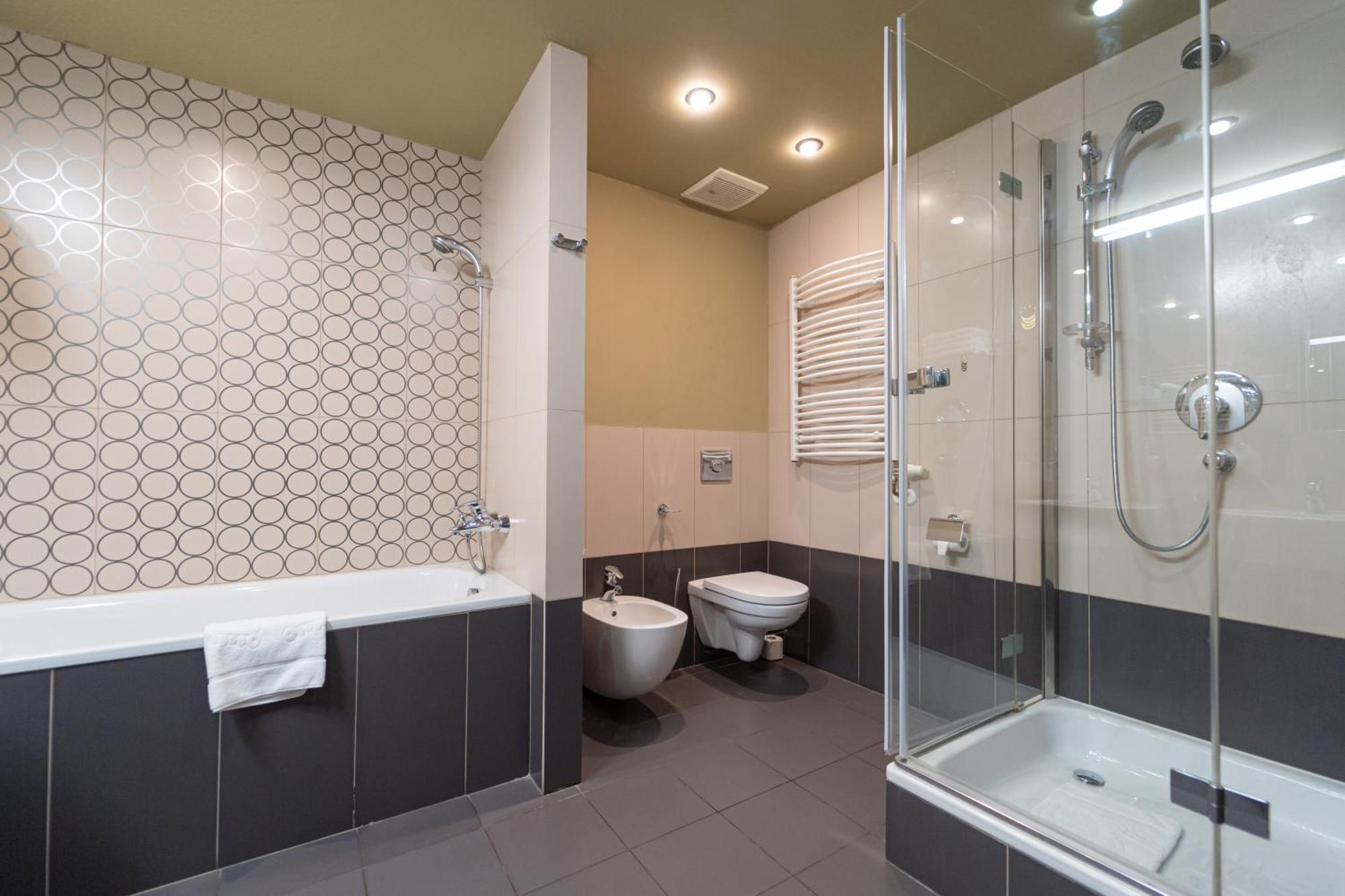 Boutique Hotel Zlaty Dukat Кошице Экстерьер фото