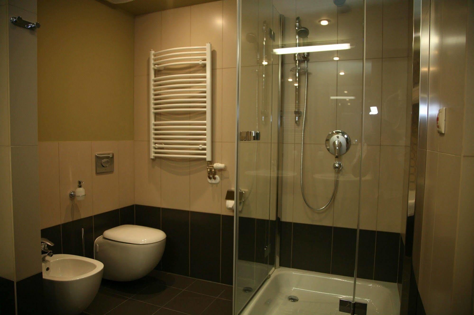 Boutique Hotel Zlaty Dukat Кошице Экстерьер фото